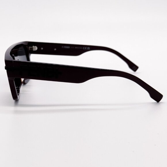 NEW FENDI FE40091U 69A BORDEAUX GREY SQUARE MEN SUNGLASSES FENDI - Picture 6 of 10
